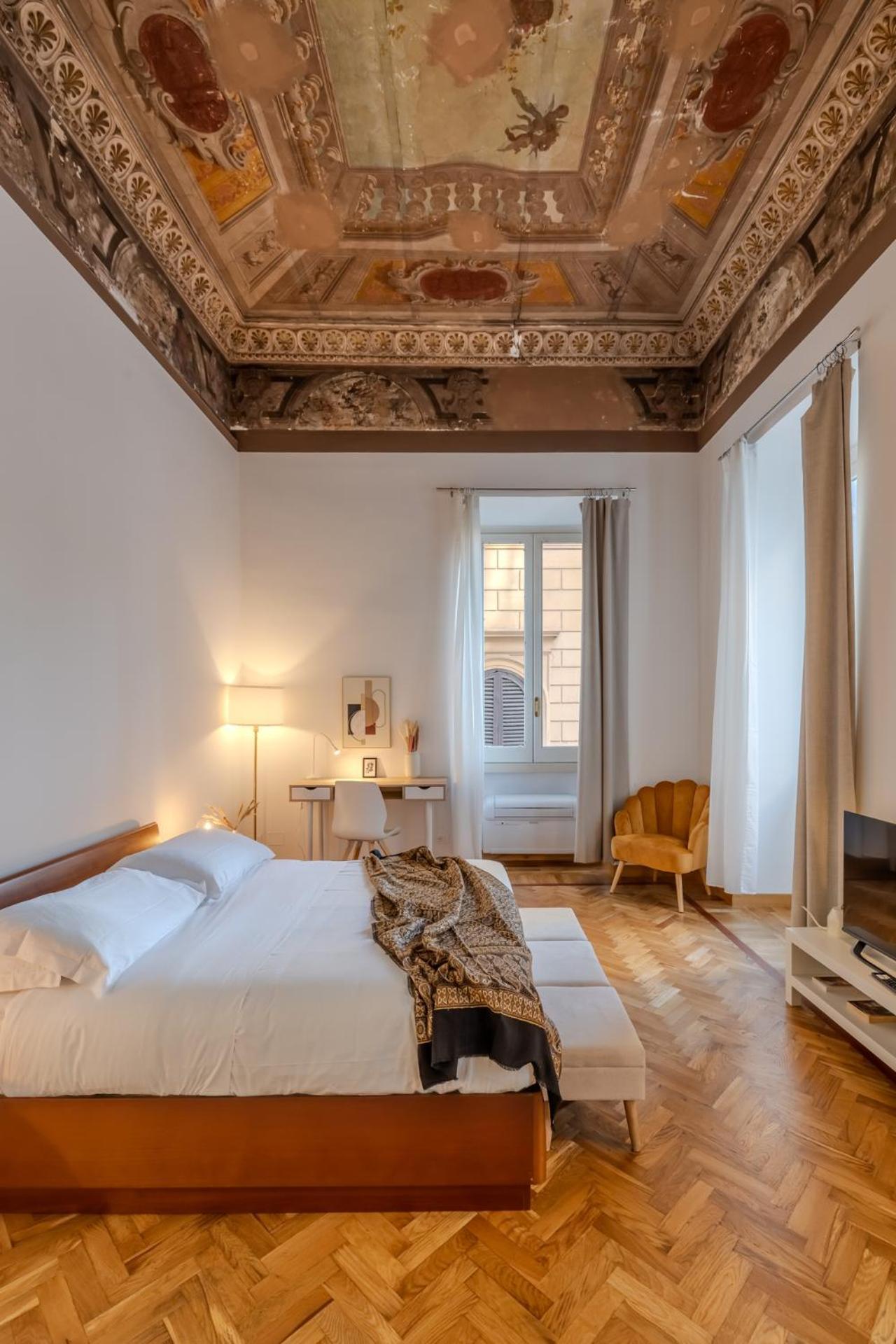 Appartamento Storico In Zona Barberini ローマ エクステリア 写真